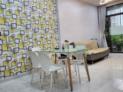 Jamila Khang Dien, Vietnam Jamila Khang Dien, Vietnam