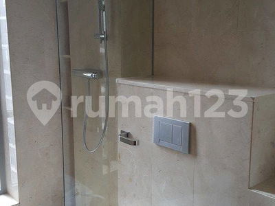 Gehäuse In Jakarta, Indonesia  Gehäuse In Jakarta, Indonesia