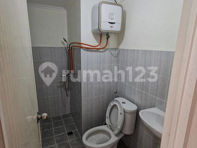 Dharmahusada Peak, Indonesia  Dharmahusada Peak, Indonesia