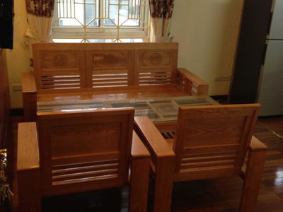 Hoang Cau Street, Vietnam Hoang Cau Street, Vietnam