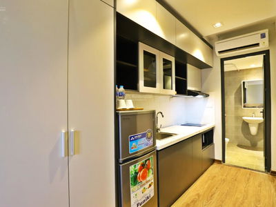 Au Co Street, Vietnam Au Co Street, Vietnam