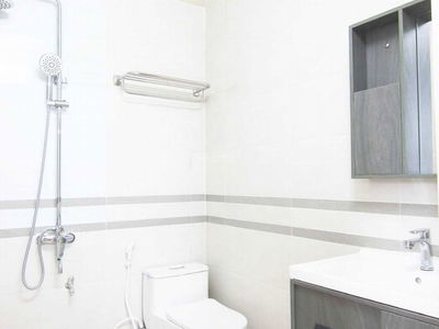 Dang Thuy Tram Street, Vietnam Dang Thuy Tram Street, Vietnam