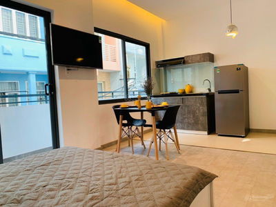 Nguyen Van Cu Street, Vietnam Nguyen Van Cu Street, Vietnam