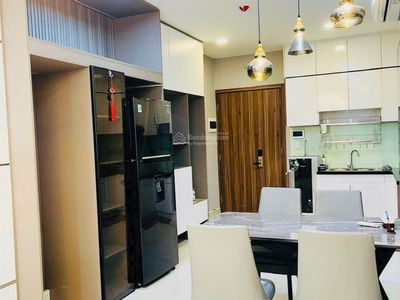 Topaz Elite, Vietnam Topaz Elite, Vietnam