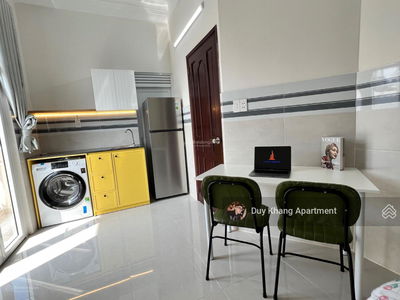 Dang Thuy Tram Street, Vietnam Dang Thuy Tram Street, Vietnam