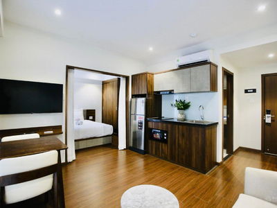 Hoang Van Thu Street, Vietnam Hoang Van Thu Street, Vietnam