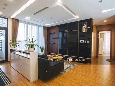 D'. Le Pont D'or - Hoang Cau, Vietnam D'. Le Pont D'or - Hoang Cau, Vietnam