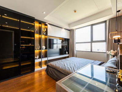 Hoang Cau Skyline, Vietnam Hoang Cau Skyline, Vietnam