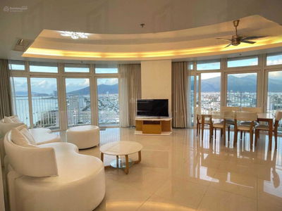 Azura, Vietnam Azura, Vietnam