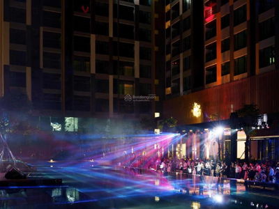 Of The Sun, Vietnam Of The Sun, Vietnam