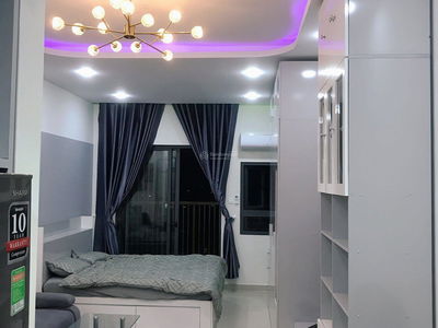 Topaz Twins, Vietnam Topaz Twins, Vietnam