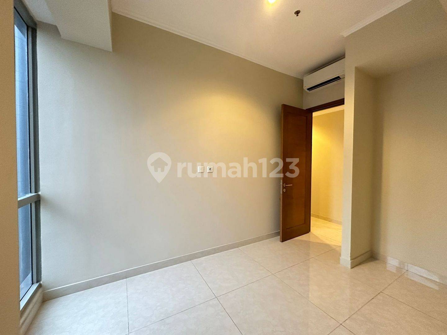 Taman Anggrek Residence Apartment, Indonesia Taman Anggrek Residence Apartment, Indonesia