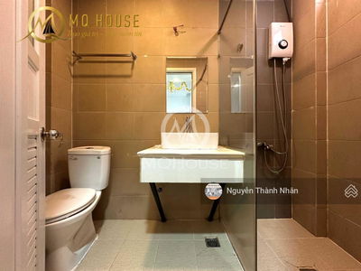 Phan Xich Long Street, Vietnam  Phan Xich Long Street, Vietnam