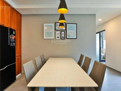 100, Vietnam 100, Vietnam