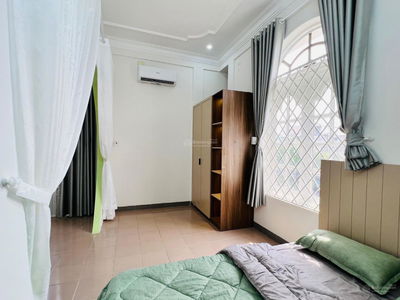 Dang Thuy Tram Street, Vietnam Dang Thuy Tram Street, Vietnam