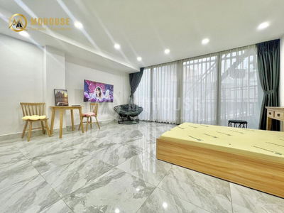 Chu Van An Street, Vietnam Chu Van An Street, Vietnam