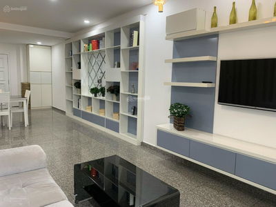 Hoang Anh Thanh Binh, Vietnam  Hoang Anh Thanh Binh, Vietnam