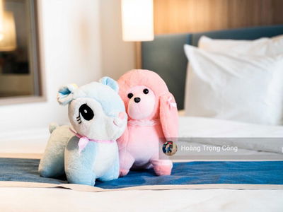 A La Carte Ha Long Bay, Vietnam A La Carte Ha Long Bay, Vietnam