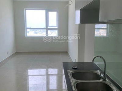 Topaz Elite, Vietnam Topaz Elite, Vietnam