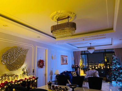 D'. Le Roi Soleil, Vietnam D'. Le Roi Soleil, Vietnam