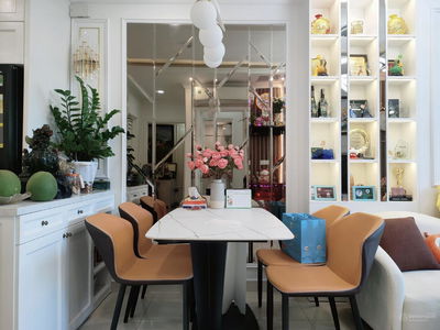 Saigon Mia, Vietnam  Saigon Mia, Vietnam