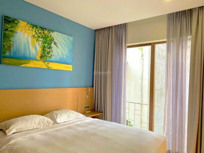 Mai Chi Tho Street, Vietnam Mai Chi Tho Street, Vietnam