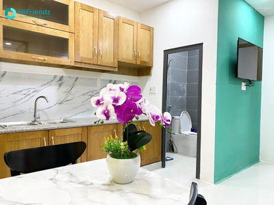 Nguyen Thi Dinh Street, Vietnam  Nguyen Thi Dinh Street, Vietnam