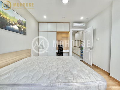 215, Vietnam 215, Vietnam