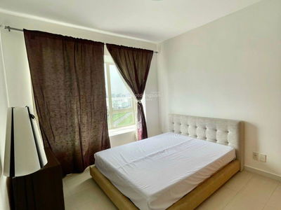 The Canary, Vietnam The Canary, Vietnam