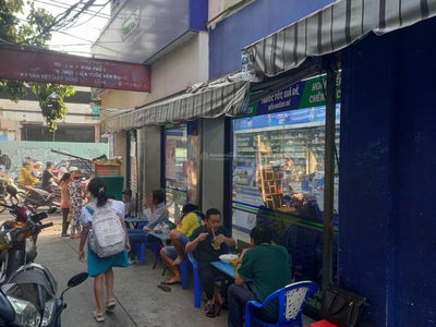 Nguyen Tat Thanh Street, Vietnam Nguyen Tat Thanh Street, Vietnam