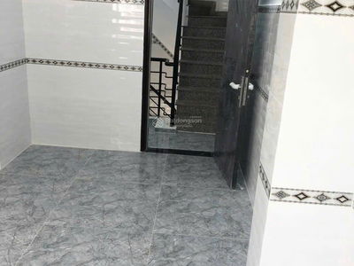 Le Dinh Can Street, Vietnam Le Dinh Can Street, Vietnam