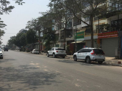 Van Khe Street, Vietnam Van Khe Street, Vietnam