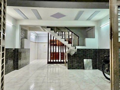 Quang Trung Street, Vietnam Quang Trung Street, Vietnam