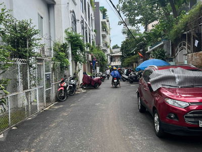 400/11, Vietnam 400/11, Vietnam