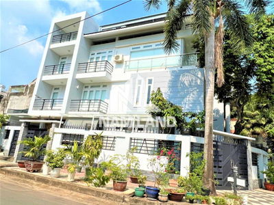 Bui Ta Han Street, Vietnam Bui Ta Han Street, Vietnam