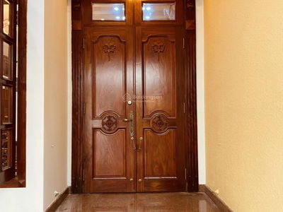 Nguyen Van Huong Street, Vietnam Nguyen Van Huong Street, Vietnam