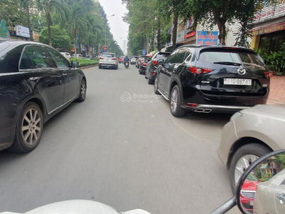 Song Hanh Street, Vietnam  Song Hanh Street, Vietnam