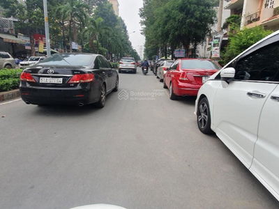 Song Hanh Street, Vietnam Song Hanh Street, Vietnam