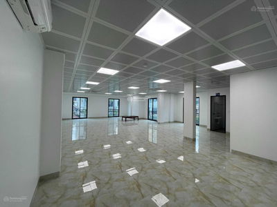 Trung Kinh Street, Vietnam Trung Kinh Street, Vietnam