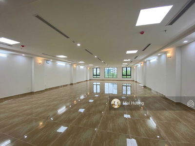 Ton Duc Thang Street, Vietnam Ton Duc Thang Street, Vietnam