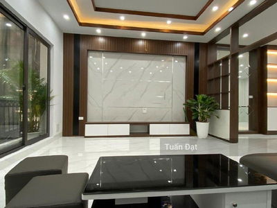 Lang Ha Street, Vietnam Lang Ha Street, Vietnam