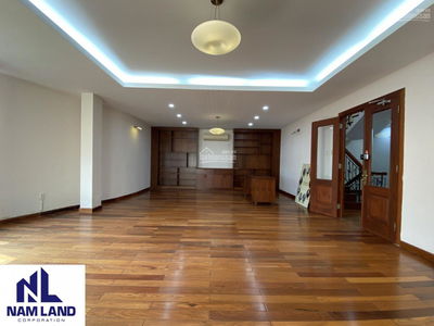 Tran Nao Street, Vietnam  Tran Nao Street, Vietnam