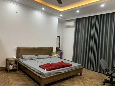 Ngoc Thuy Ward, Vietnam Ngoc Thuy Ward, Vietnam