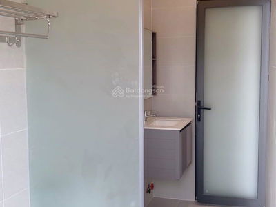 Nguyen Ai Quoc Street, Vietnam Nguyen Ai Quoc Street, Vietnam