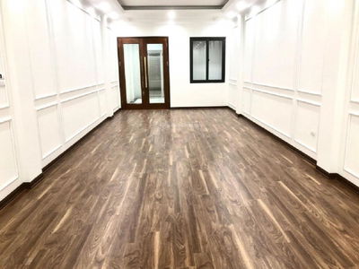 Lang Ha Street, Vietnam Lang Ha Street, Vietnam