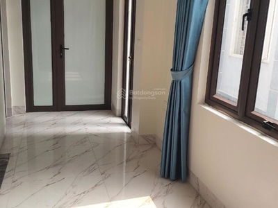 Bat Khoi Street, Vietnam  Bat Khoi Street, Vietnam