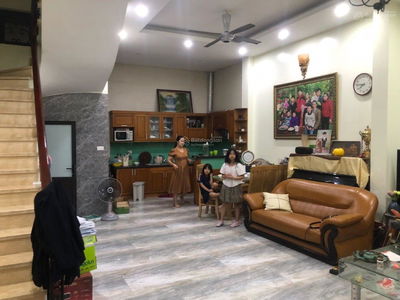 Le Quang Dao Street, Vietnam Le Quang Dao Street, Vietnam