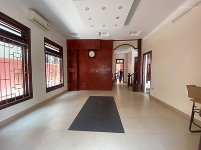 Doi Can Street, Vietnam Doi Can Street, Vietnam