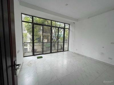 Le Quang Dao Street, Vietnam Le Quang Dao Street, Vietnam