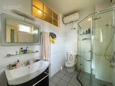 Tay Ho Street, Vietnam Tay Ho Street, Vietnam